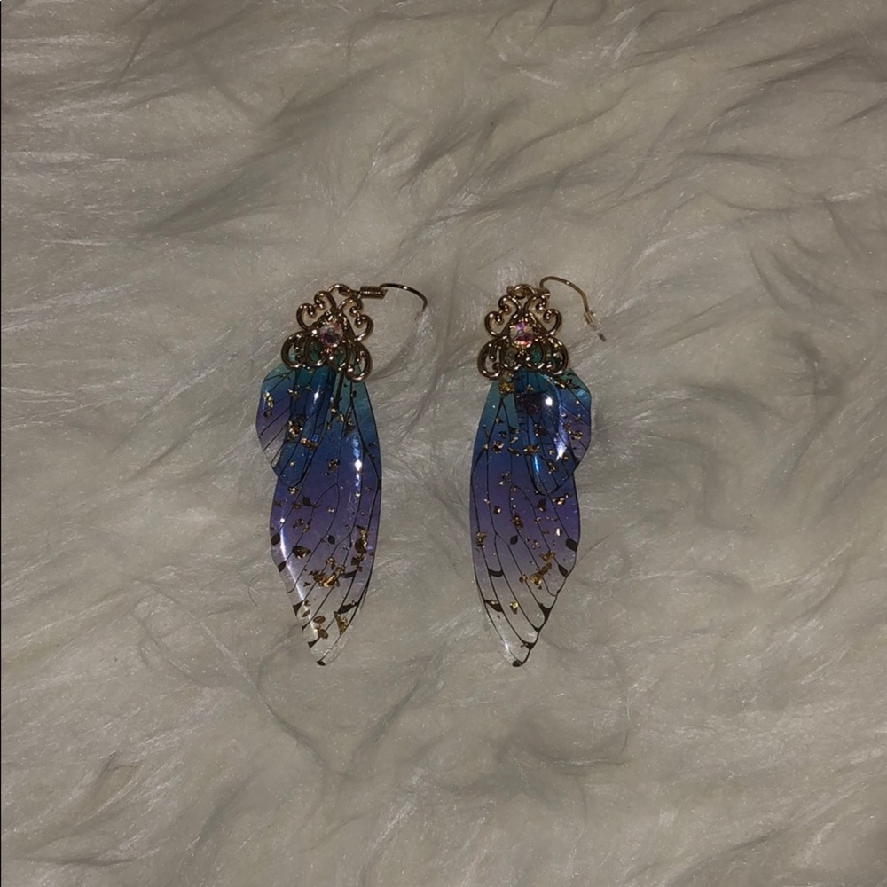 Wing earrings - Picture 3 of 3